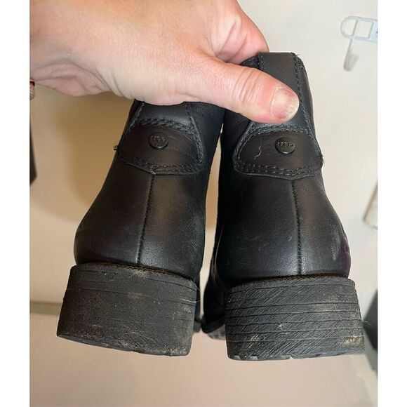 Ugg Bonham Boots - Picture 5 of 11